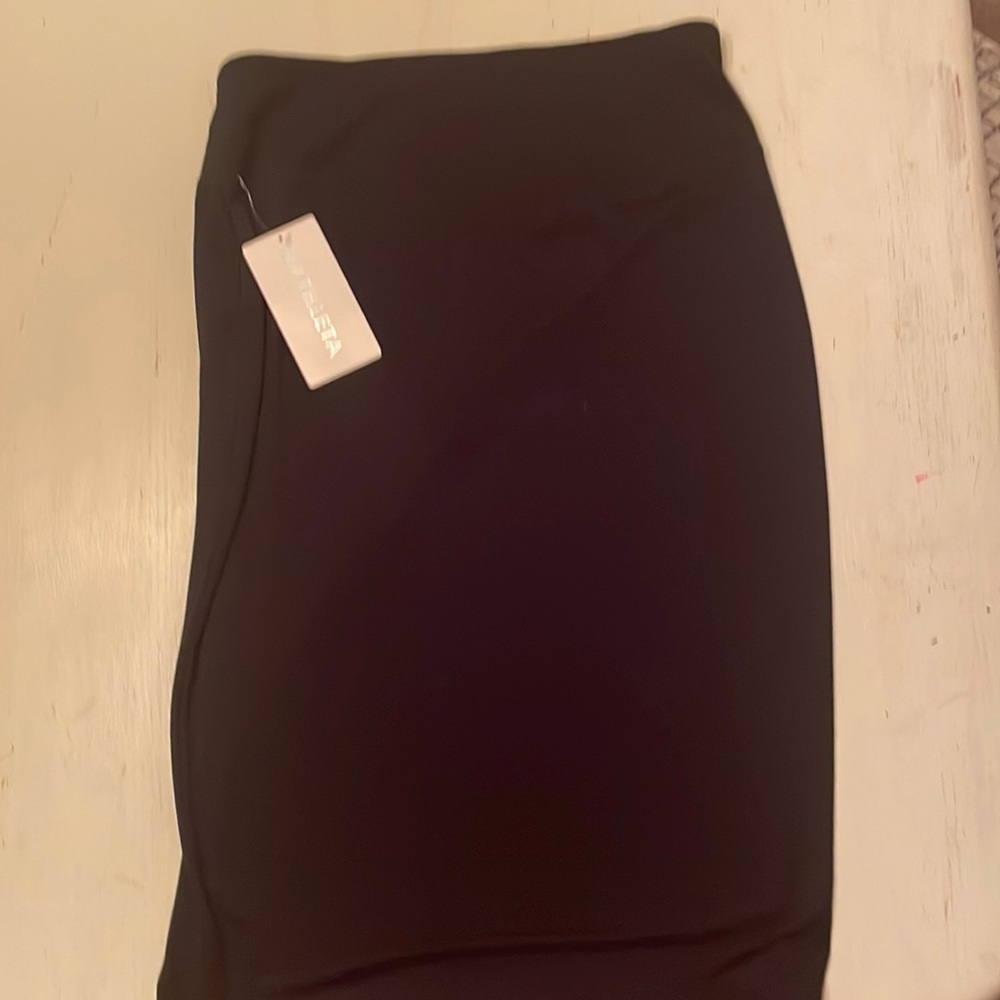 New with tags Athleta high rise tube skirt size M